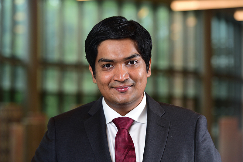 Pradeep Muthukrishnan portrait photo